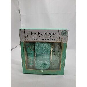 Bodycology Warm & Cozy Cucumber Melon Sock Body Cream Fragrance Mist Spray Set!